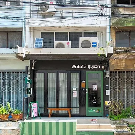 Piccolo Sukhumvit Hostel - Self Check-In After 6 Pm