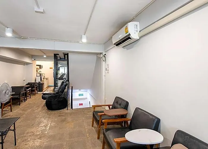 Piccolo Sukhumvit - Self Check-in After 6 Pm فندق 4*