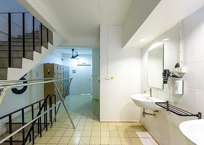 Piccolo Sukhumvit - Self Check-in After 6 Pm 4*